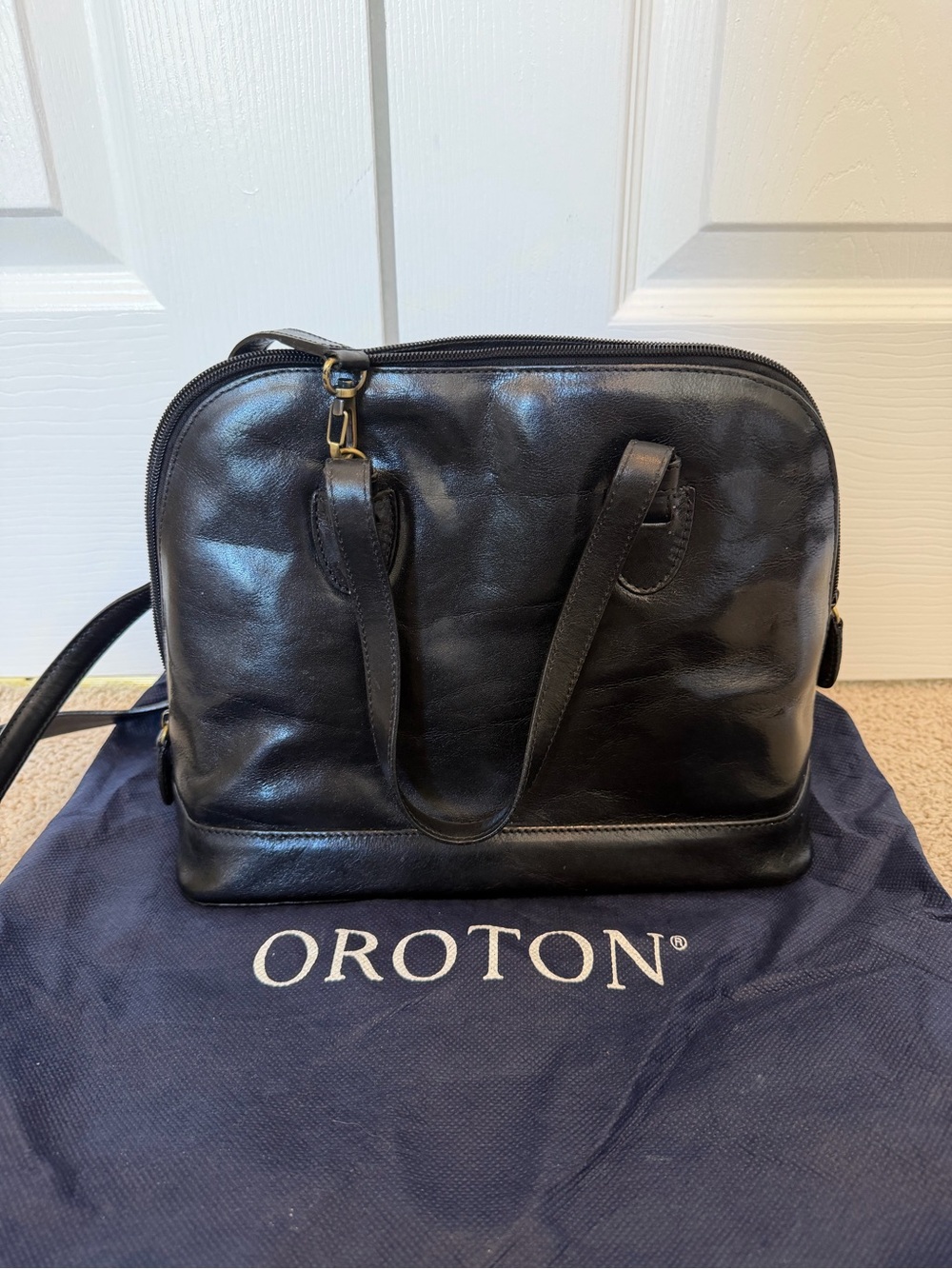 Vintage Oroton Black Glazed Leather Dome Satchel Crossbody Bag Australia 90s